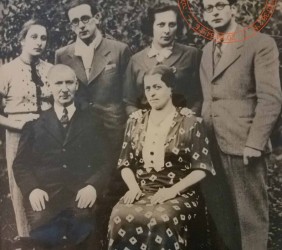 13. Weissberger family; photograph from the family archive of Hanna Weissberger 