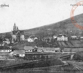 28. A postcard with a general view of Mszana Dolna from the end of 19th century; there is no synagogue yet but Zdólna inn can be seen below the church and presbytery